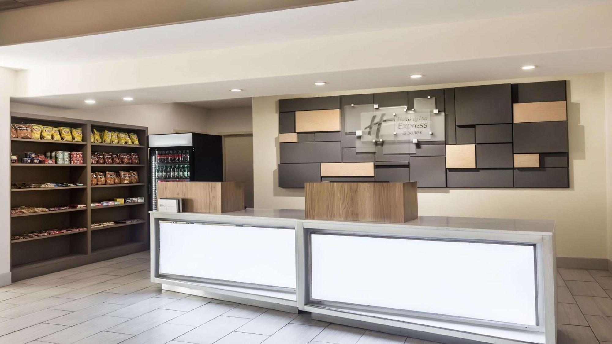 Holiday Inn Express & Suites-Regina-South By Ihg Exterior foto
