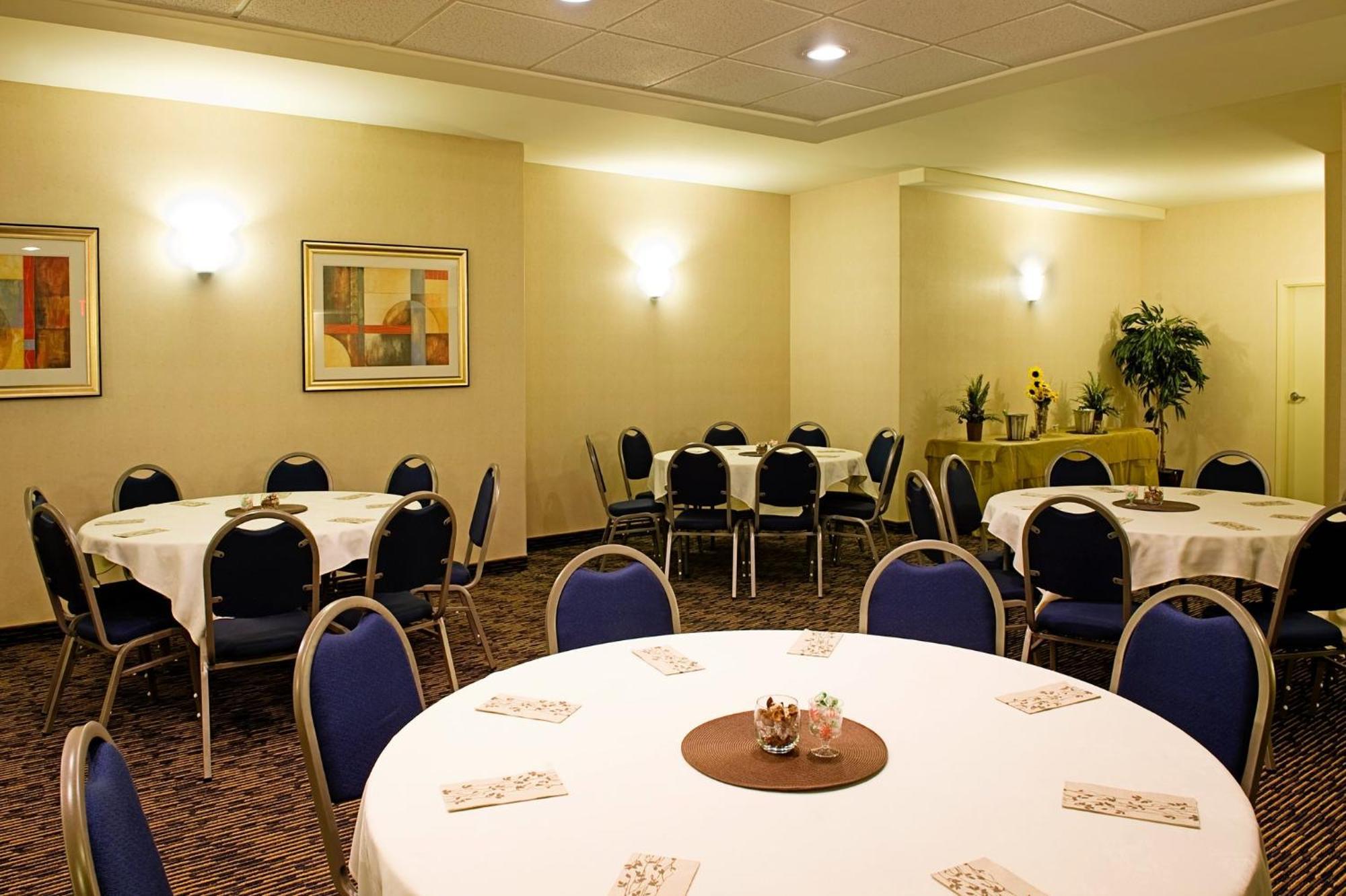 Holiday Inn Express & Suites-Regina-South By Ihg Exterior foto